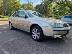 Gold Gebraucht 2004 Ford Mondeo Limousine | 2.220 € (Fairer Preis)