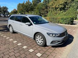 Grau Gebraucht 2022 VW Passat Kombi | 17.390 € (Guter Preis)