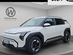 Ivorysilber Gebraucht 2025 Kia EV3 SUV | 39.495 € (Fairer Preis)