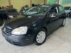 Schwarz Gebraucht 2006 VW Golf V Trendline Limousine | 1.990 € (Etwas zu teuer)