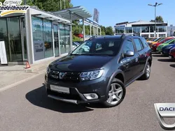 Grau Gebraucht 2018 Dacia Logan MCV Stepway Kombi | 10.990 € (Fairer Preis)