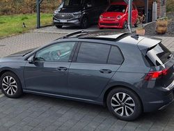 Grau Gebraucht 2023 VW Golf VIII Life Limousine | 22.990 € (Fairer Preis)