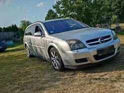Silber Gebraucht 2005 Opel Vectra Kombi | 1.200 € (Fairer Preis)