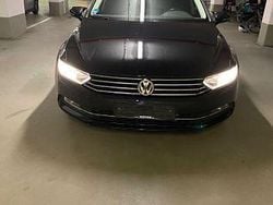Schwarz Gebraucht 2019 VW Passat Comfortline Kombi | 14.299 € (Fairer Preis)