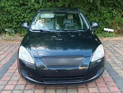 Schwarz Gebraucht 2008 Kia Ceed 2 Kleinwagen | 2.000 € (Fairer Preis)