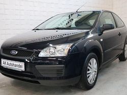 Blau Gebraucht 2006 Ford Focus Trend Limousine | 2.490 € (Fairer Preis)