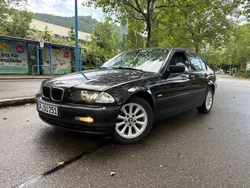 Schwarz Gebraucht 2000 BMW 318 M Sport Limousine | 3.600 € (Fairer Preis)