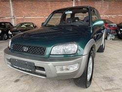 Grün Gebraucht 1999 Toyota RAV4 SUV | 4.399 € (Fairer Preis)