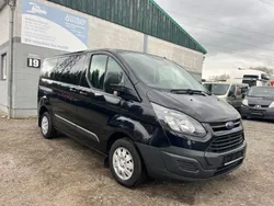 Schwarz Gebraucht 2015 Ford Transit Custom Van / Kleinbus | 18.990 €