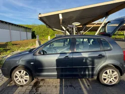 Blau Gebraucht 2004 VW Polo Kleinwagen | 1.200 € (Fairer Preis)