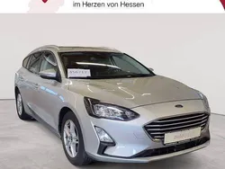 Polarsilber metallic Gebraucht 2020 Ford Focus Cool & Connect Kombi | 10.090 € (Superpreis)