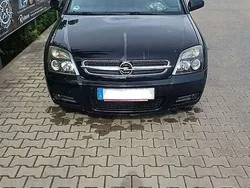 Schwarz Gebraucht 2004 Opel Vectra GTS Limousine | 1.400 € (Guter Preis)