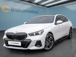 Weiß Gebraucht 2025 BMW 520 Limousine | 53.899 € (Fairer Preis)
