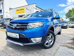 Blau Gebraucht 2013 Dacia Sandero Prestige Kleinwagen | 8.498 € (Teuer)