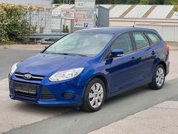 Blau Gebraucht 2014 Ford Focus Kombi | 4.190 € (Guter Preis)