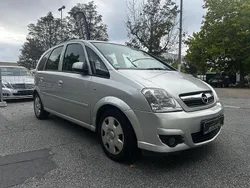 Silber Gebraucht 2007 Opel Meriva Edition Van / Kleinbus | 1.690 € (Fairer Preis)