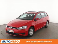 Rot Gebraucht 2018 VW Golf VII Trendline Kombi | 12.330 € (Fairer Preis)