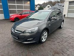 Grau Gebraucht 2016 Opel Astra Style Kombi | 4.999 € (Superpreis)