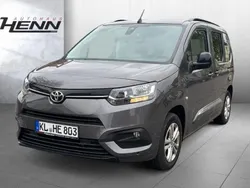 Grau Gebraucht 2023 Toyota Proace Verso City Kombi | 27.777 € (Fairer Preis)