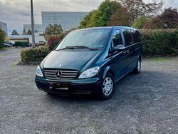 Grün Gebraucht 2008 Mercedes Viano Van / Kleinbus | 14.300 € (Fairer Preis)