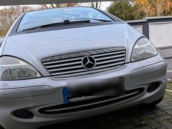 Silber Gebraucht 2004 Mercedes A140 Limousine | 2.300 €