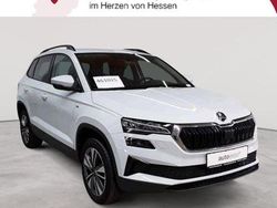 Moonweiß perleffekt Gebraucht 2024 Skoda Karoq Tour SUV | 25.990 € (Superpreis)