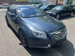 Blau Gebraucht 2009 Opel Insignia Cosmo Kombi | 3.499 € (Guter Preis)