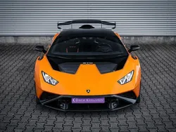 Orange Gebraucht 2021 Lamborghini Huracán | 389.900 €