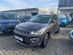 Grau Gebraucht 2018 Jeep Compass Limited SUV | 15.990 € (Fairer Preis)