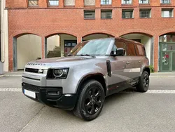 Grau Gebraucht 2022 Land Rover Defender SE Dynamic SUV | 67.480 € (Etwas zu teuer)