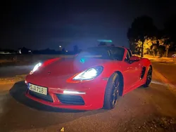 Rot Gebraucht 2017 Porsche Boxster Cabrio | 57.500 € (Etwas zu teuer)