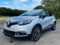 Silber (metallic) Gebraucht 2016 Renault Captur Experience SUV | 7.990 € (Guter Preis)