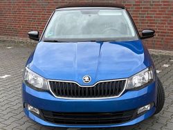 Blau Gebraucht 2018 Skoda Fabia Kleinwagen | 8.200 € (Fairer Preis)