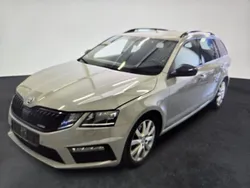 Grau Gebraucht 2020 Skoda Octavia RS Kombi | 18.738 € (Superpreis)