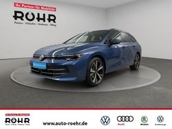 Anemonenblau metallic Gebraucht 2025 VW Golf VIII Style Kombi | 33.450 € (Etwas zu teuer)