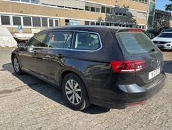 Schwarz Gebraucht 2022 VW Passat Comfortline Limousine | 12.614 € (Superpreis)