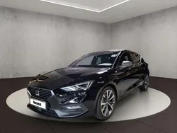 Midnight schwarz metallic Neu 2025 Seat Leon FR Limousine | 32.700 € (Fairer Preis)