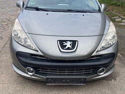Grau Gebraucht 2008 Peugeot 207 CC Sport Cabrio | 2.999 € (Fairer Preis)