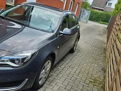 Grau Gebraucht 2015 Opel Insignia Edition Kombi | 6.000 € (Guter Preis)