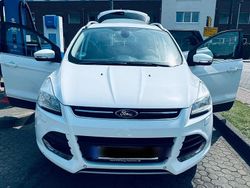 Weiß Gebraucht 2014 Ford Kuga SUV | 10.400 € (Fairer Preis)