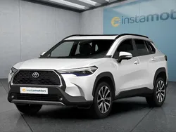 Weiß Gebraucht 2023 Toyota Corolla Cross SUV | 29.849 €