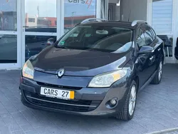 Grau Gebraucht 2011 Renault Mégane GrandTour Luxe Kombi | 3.999 € (Fairer Preis)