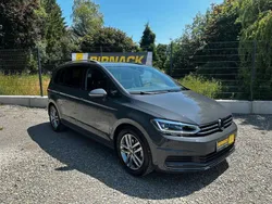 Grau Gebraucht 2024 VW Touran Move Van / Kleinbus | 36.250 € (Fairer Preis)