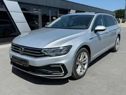 Silber Gebraucht 2021 VW Passat GTE Kombi | 18.990 € (Guter Preis)
