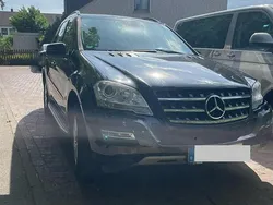 Schwarz Gebraucht 2011 Mercedes ML350 SUV | 13.000 € (Guter Preis)