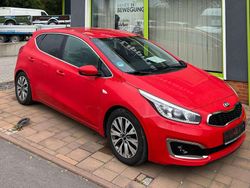 Rot Gebraucht 2016 Kia Ceed 2 Limousine | 9.999 € (Fairer Preis)