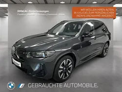 Grau Gebraucht 2022 BMW iX3 M Sport SUV | 43.480 € (Fairer Preis)