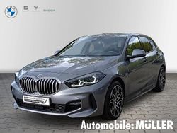 Grau Gebraucht 2022 BMW 120 M Sport Kleinwagen | 29.390 € (Fairer Preis)