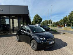 Schwarz Gebraucht 2022 Fiat 500e Icon | 24.990 € (Teuer)