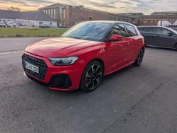 Rot Gebraucht 2021 Audi A1 S-Line Kleinwagen | 23.599 € (Fairer Preis)